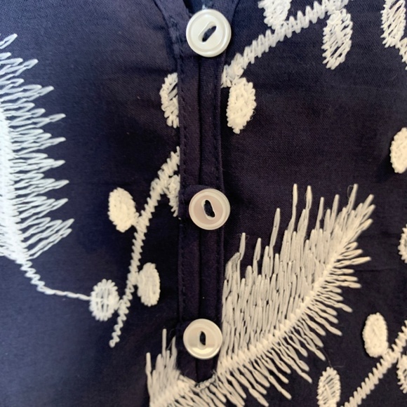 Talbots Embroidered Peasant Top XL Navy Blue Floral Leaves 100% Cotton Boho - Picture 5 of 12